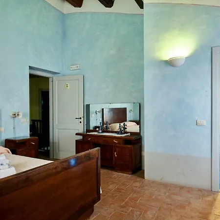 Casale Rosso Nyaraló *